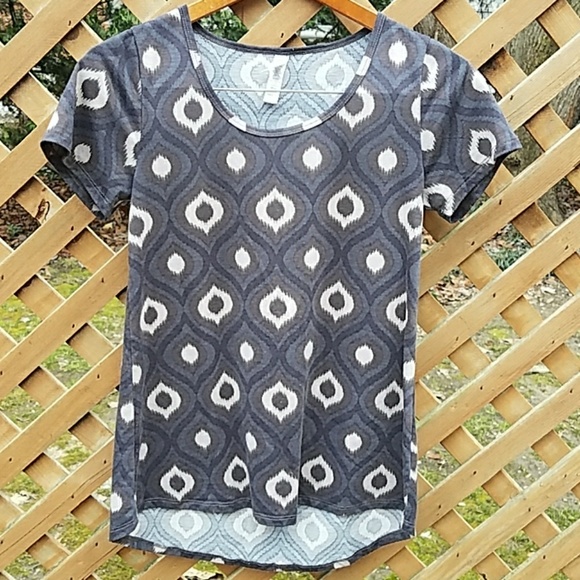 3/$20 LuLaRoe - Women's Top - Picture 2 of 5